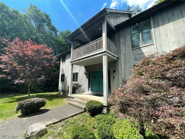 4088 Leffingwell RD, Canfield, OH 44406