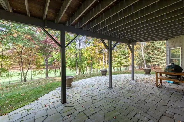 126 Mountain View Place, Middle Smithfield Twp, PA 18302