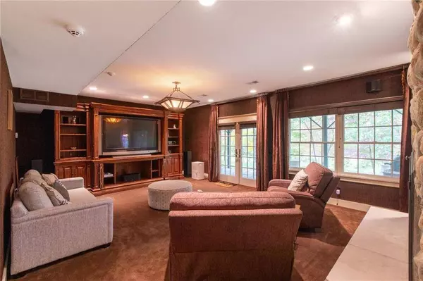 126 Mountain View Place, Middle Smithfield Twp, PA 18302