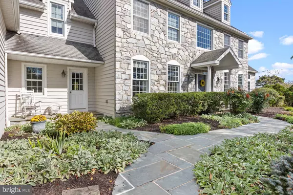 3764 SABLEWOOD DR, Doylestown, PA 18902