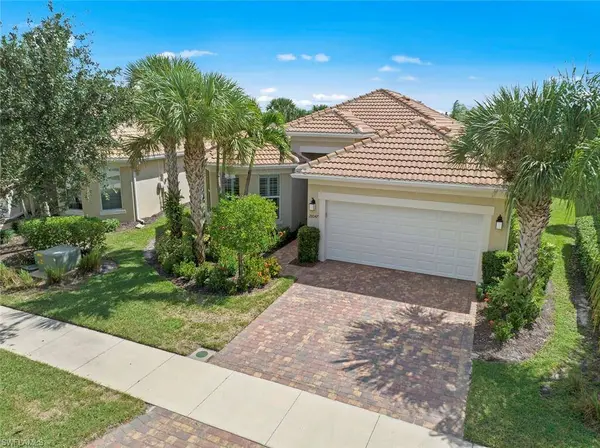 28047 Pisces LN, Bonita Springs, FL 34135