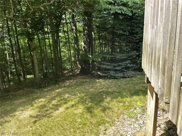 4088 Leffingwell RD, Canfield, OH 44406