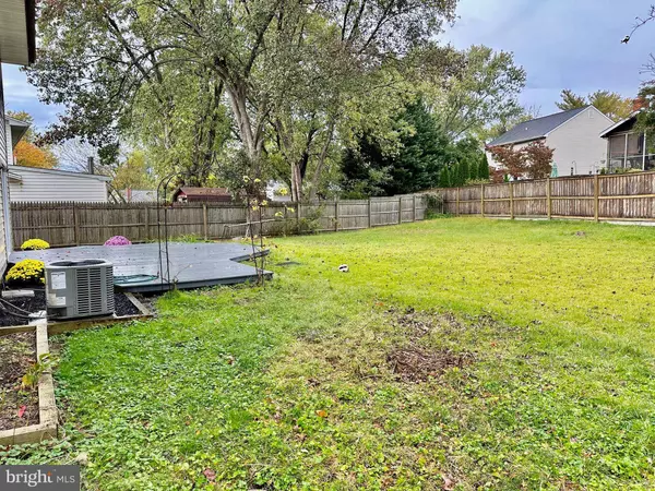 2092 PEAR HILL CT, Crofton, MD 21114