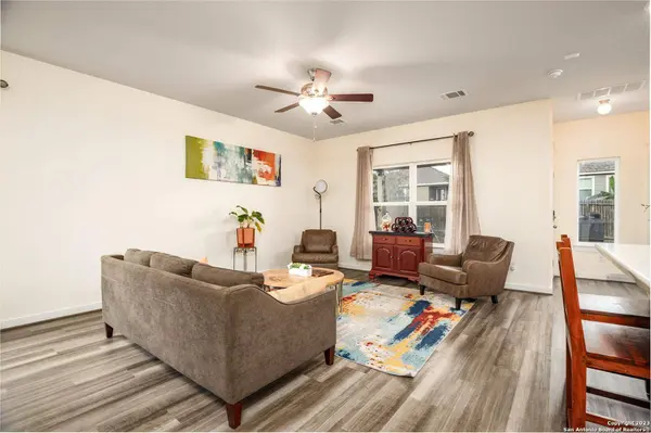 10523 Rosalina Loop, San Antonio, TX 78109