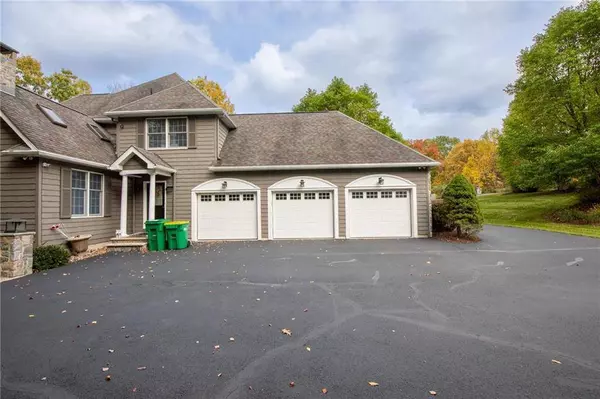 126 Mountain View Place, Middle Smithfield Twp, PA 18302