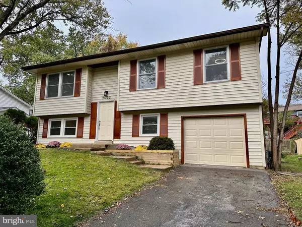 2092 PEAR HILL CT, Crofton, MD 21114