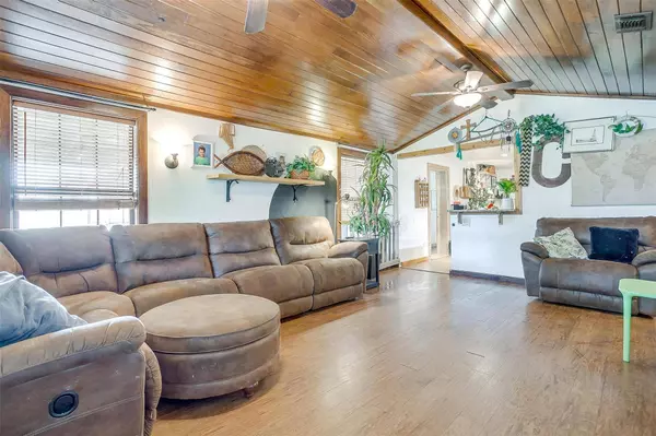 444 Mesa Trail, Weatherford, TX 76087