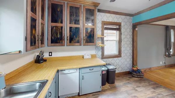 10021 Palm ST NW, Coon Rapids, MN 55433