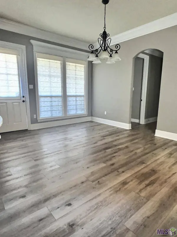 17980 VILLA LAKE AVE, Greenwell Springs, LA 70739