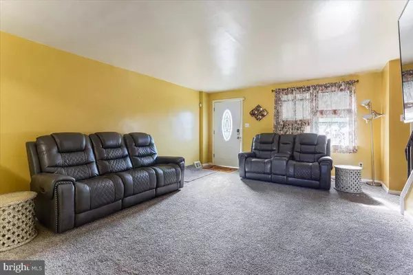 3915 WORRILOW RD, Brookhaven, PA 19015