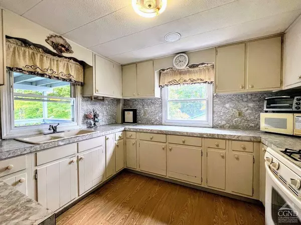 132 Route 23C, Tannersville, NY 12485