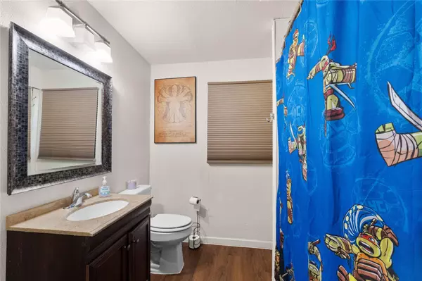 7616 Osage Trail, Lake Worth, TX 76135