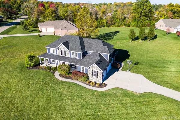 90 Pleasantwood Court, Springboro, OH 45066