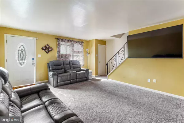 3915 WORRILOW RD, Brookhaven, PA 19015