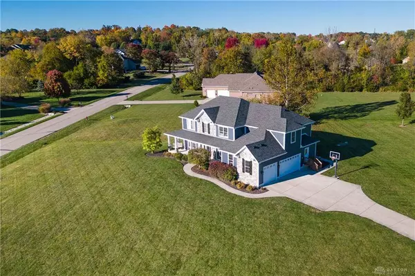 90 Pleasantwood Court, Springboro, OH 45066