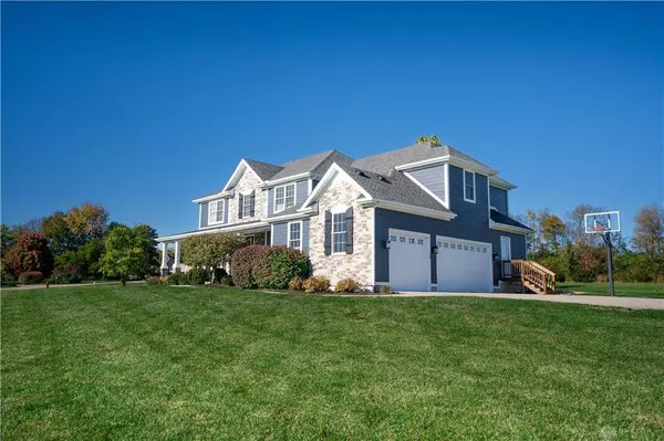 90 Pleasantwood Court, Springboro, OH 45066