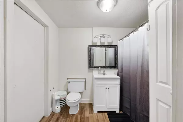 7616 Osage Trail, Lake Worth, TX 76135