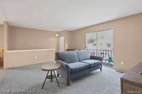 24648 SPRING Lane, Harrison Township, MI 48045