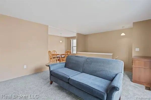 24648 SPRING Lane, Harrison Township, MI 48045