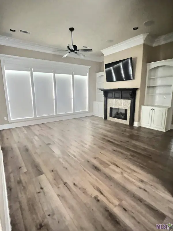 17980 VILLA LAKE AVE, Greenwell Springs, LA 70739