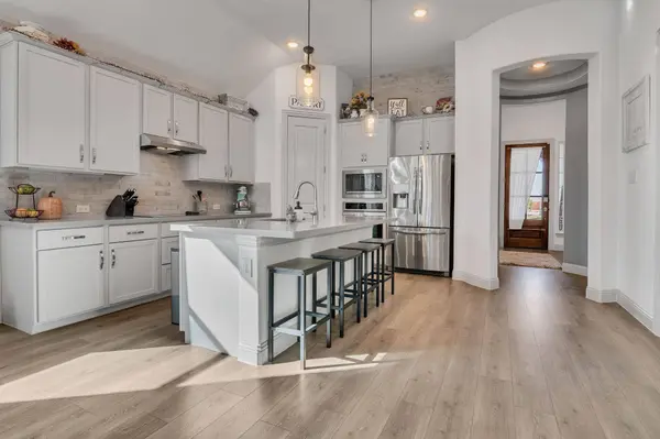 11500 Aspen Meadows Court, Aubrey, TX 76227