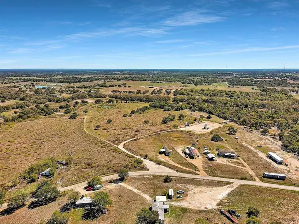 2498 County Road 118, Giddings, TX 78942