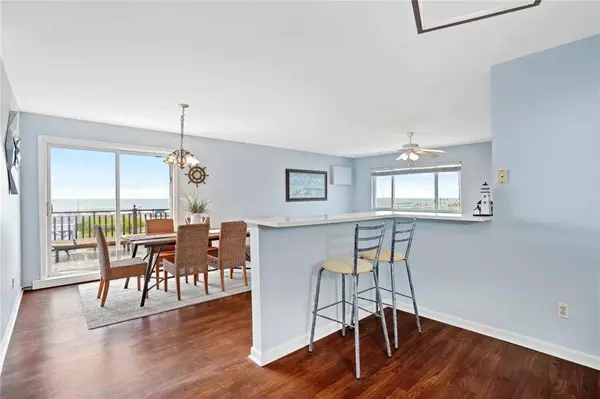 126 Beach 98th ST, Rockaway Park, NY 11694