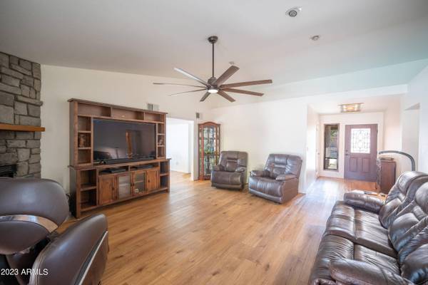 5538 E DRUMMER Avenue, Mesa, AZ 85206