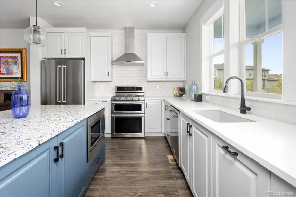 6016 N Netherland CT, Aurora, CO 80019