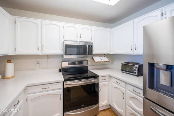 5538 E DRUMMER Avenue, Mesa, AZ 85206