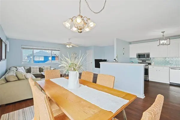 126 Beach 98th ST, Rockaway Park, NY 11694