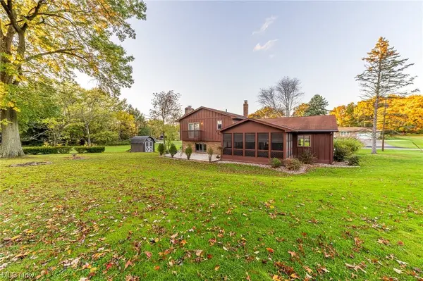 250 Willow ST N, East Canton, OH 44730