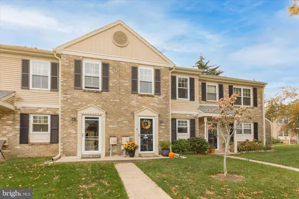 18 WINSTON CT #102 U-18, Blue Bell, PA 19422