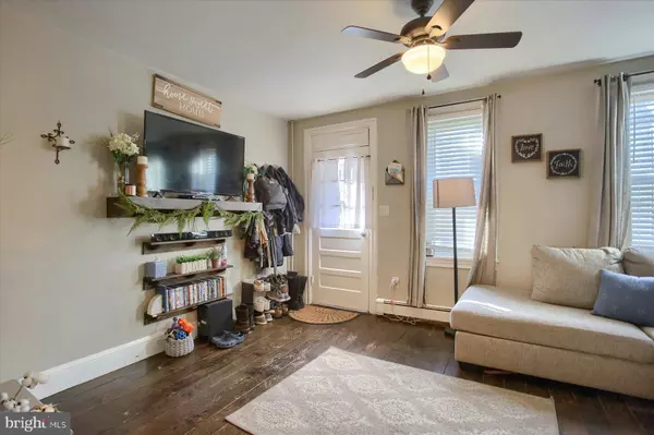 165 E PENN ST, Carlisle, PA 17013