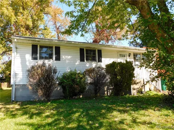 457 Roundtop AVE, Petersburg, VA 23803