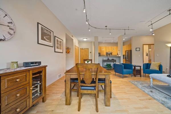 3709 Grand WAY #216, Saint Louis Park, MN 55416