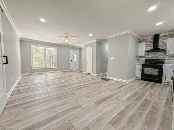 2240 Old Liberty RD, Randleman, NC 27317