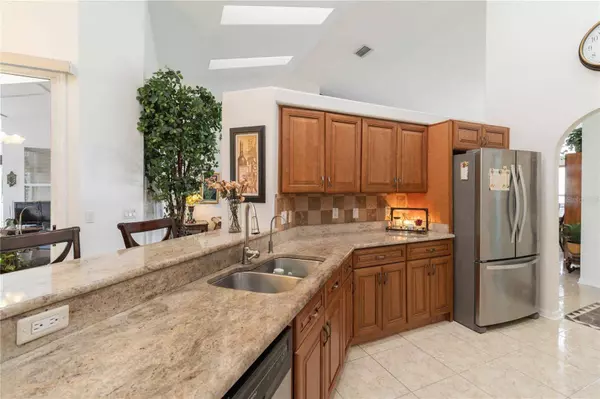 2708 SPIVEY LN, Orlando, FL 32837