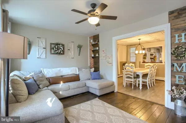 165 E PENN ST, Carlisle, PA 17013