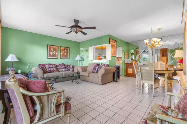 2017 Cambridge A, Deerfield Beach, FL 33442