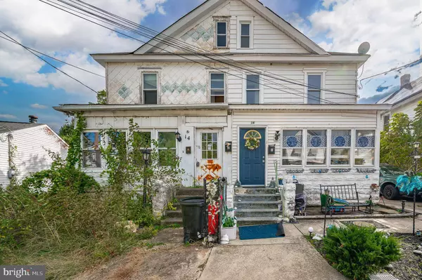 16 CAPITOL ST, Paulsboro, NJ 08066