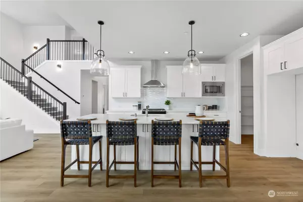 421 SW 366th ST #8, Federal Way, WA 98023