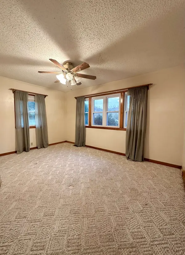 5 Nabors Hollow Ln, Hickman, TN 38567