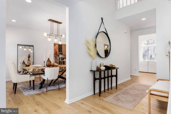 5 FOXBORO CT, Voorhees, NJ 08043