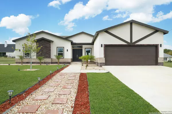 7809 Yellow Bark Blvd, Selma, TX 78154