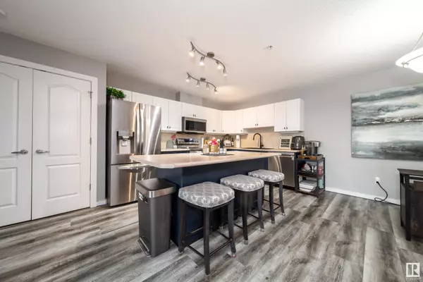 #324 278 SUDER GREENS DR NW, Edmonton, AB T5T 6V6