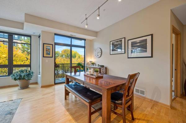 3709 Grand WAY #216, Saint Louis Park, MN 55416