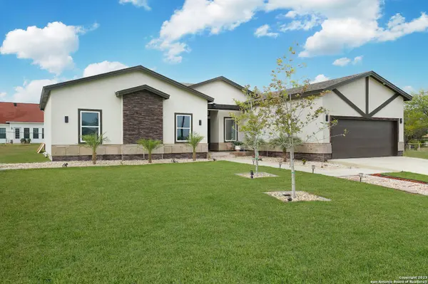 7809 Yellow Bark Blvd, Selma, TX 78154