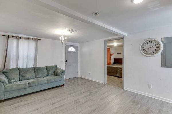 336 Gordon ST, Jefferson, GA 30549