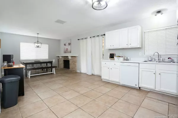 5801 Lake Champlain St, San Antonio, TX 78233